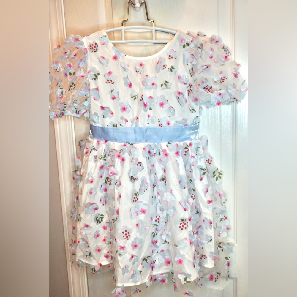 Flowery dress for kids